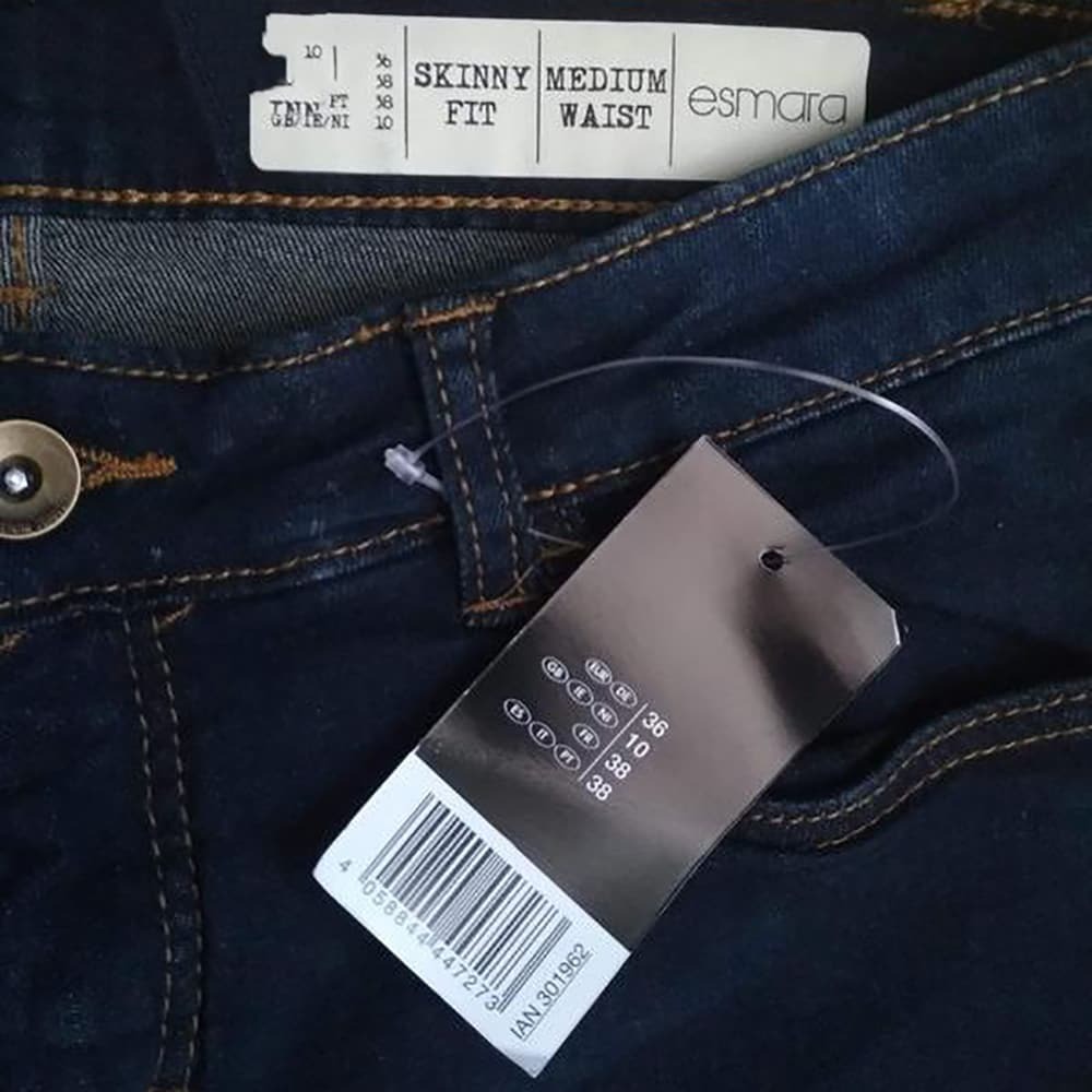  نمای نزدیک شلوار جین زنانه اسمارا مدل C1114 با رنگ آبی تیره و سایز 36 با قیمت 376000 تومان 